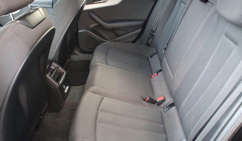 Audi A4 Avant 35 TDI S-tronic full