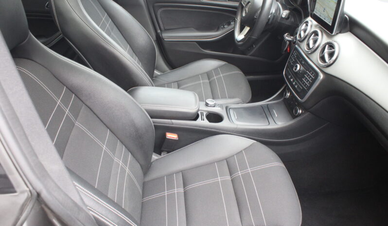 Mercedes-Benz  CLA 180 Aut. *1.Besitz!* full