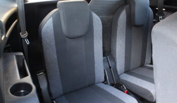 Peugeot 5008 1,2 PureTech 130 Active *7-SITZER* full