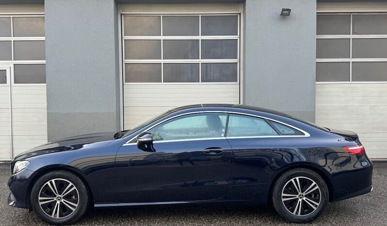 Mercedes-Benz E 200 Coupe Aut. *Topausstattung* full