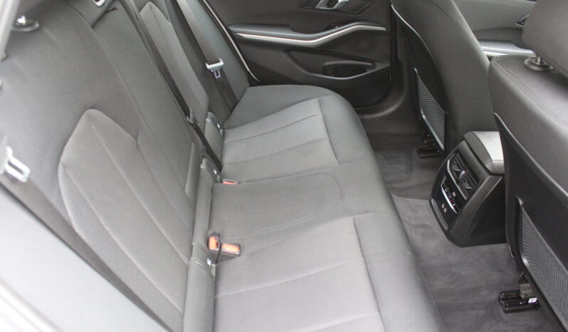 BMW 318d Touring Aut. *Topausstattung* full