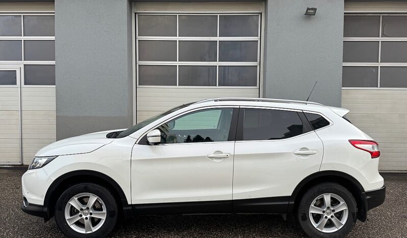 Nissan Qashqai 1,5 dCi Tekna full