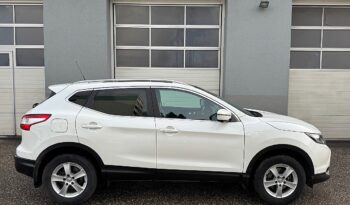 Nissan Qashqai 1,5 dCi Tekna full