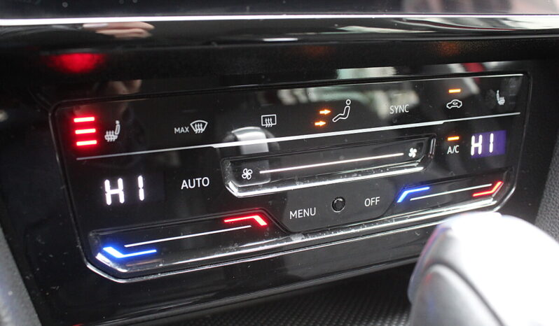 VW Passat Variant Business 2,0 SCR TDI DSG full