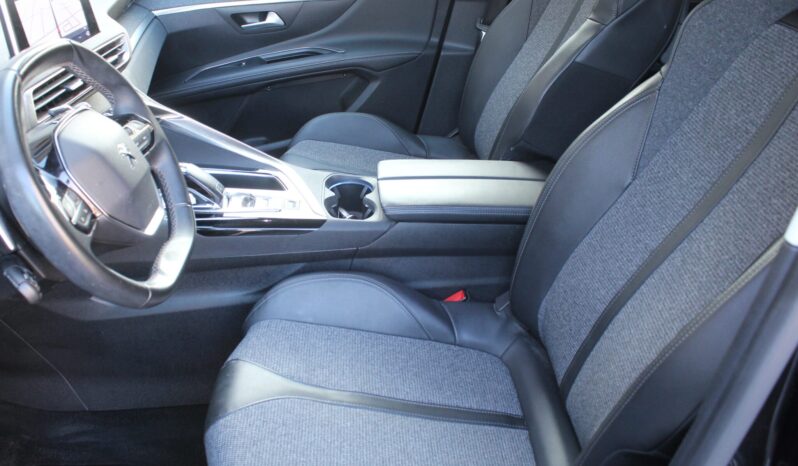 Peugeot 5008 1,2 PureTech 130 Allure EAT8 Aut. *7-SITZER* full