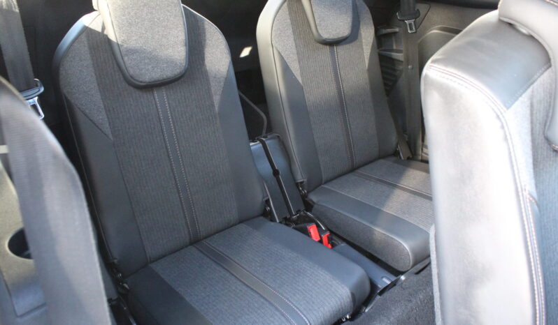 Peugeot 5008 2,0 BlueHDI 150 GT Line *7-SITZER* full
