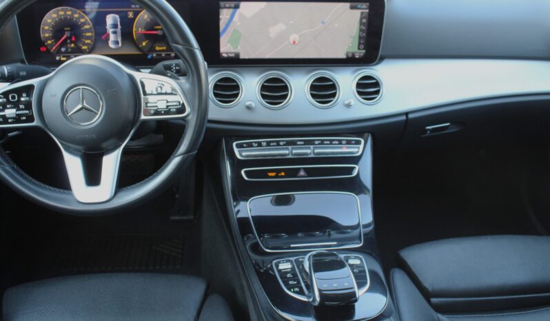 Mercedes-Benz E 200 d Aut. full