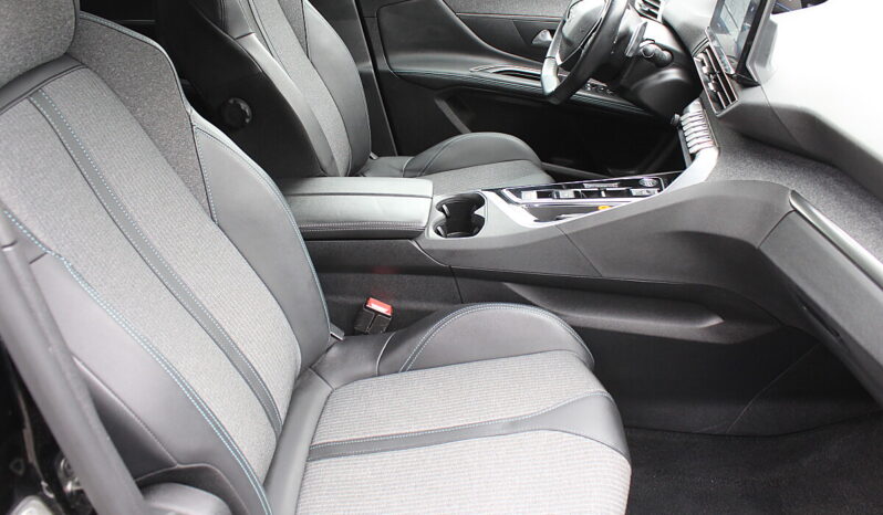 Peugeot 5008 PureTech 130 EAT8 Allure Pack *7-SITZER* full