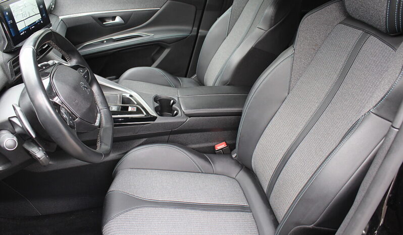 Peugeot 5008 PureTech 130 EAT8 Allure Pack *7-SITZER* full
