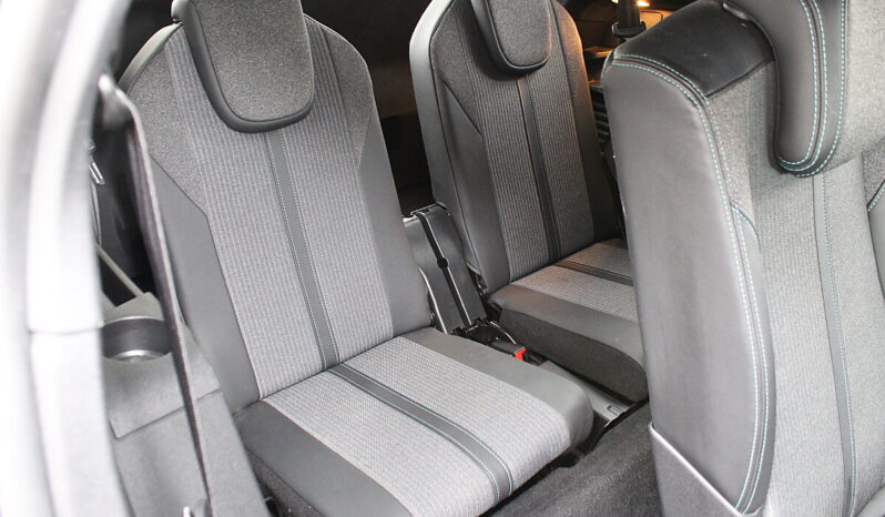Peugeot 5008 PureTech 130 EAT8 Allure Pack *7-SITZER* full