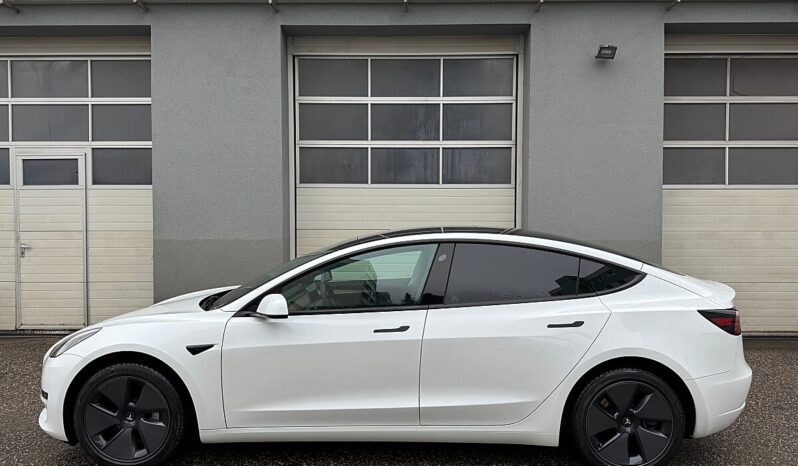 Tesla Model 3 Standard Range RWD Plus full