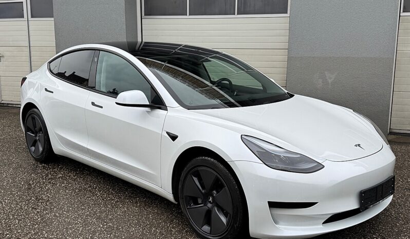 Tesla Model 3 Standard Range RWD Plus full