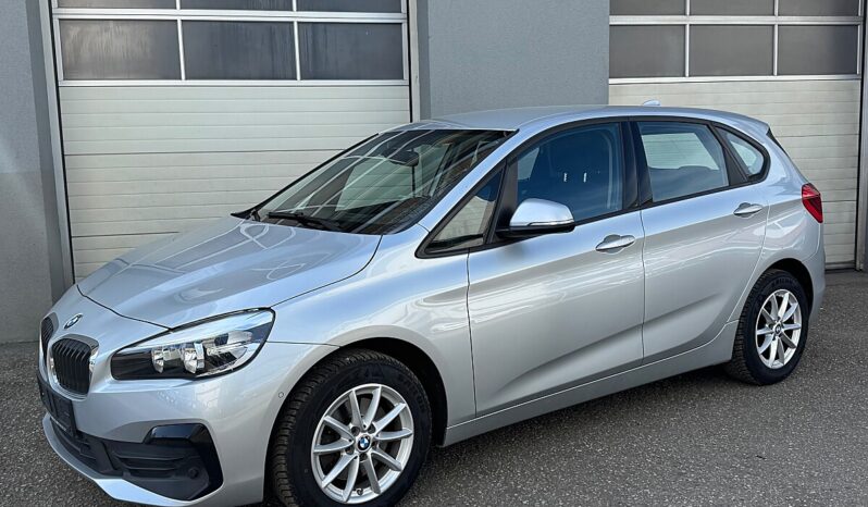 BMW 218d Active Tourer Advantage full