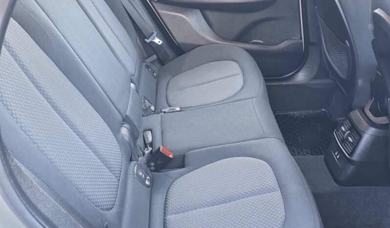 BMW 218d Active Tourer Advantage full