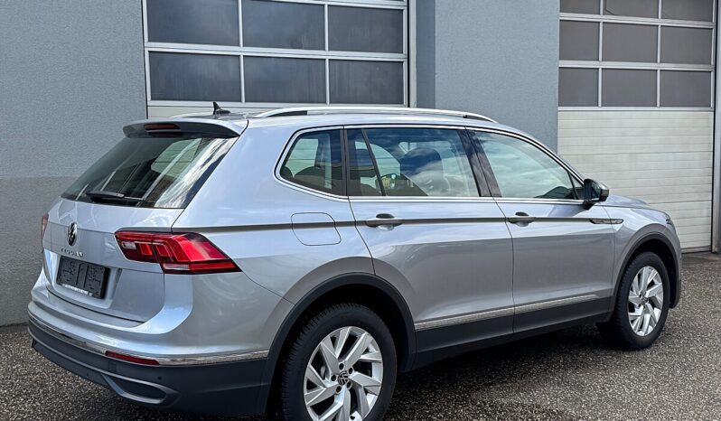 VW Tiguan 1,5 TSI Allspace DSG *7-SITZER* full