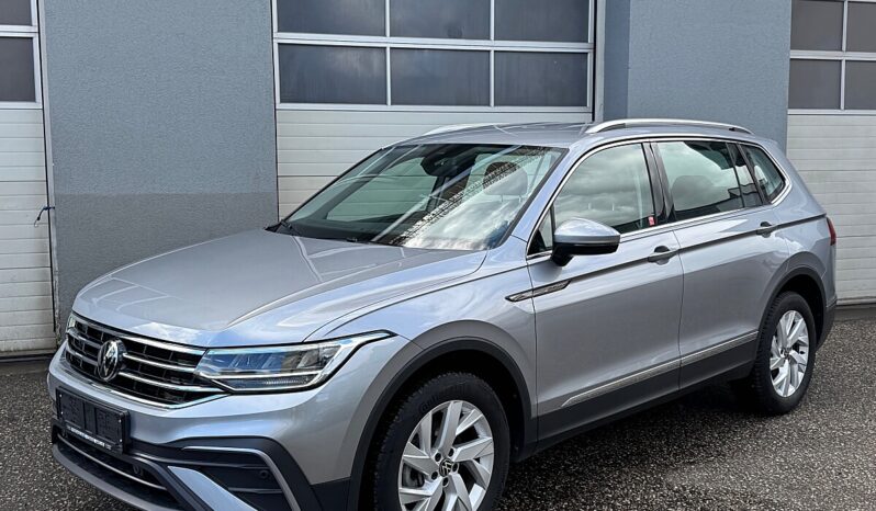 VW Tiguan 1,5 TSI Allspace DSG *7-SITZER* full