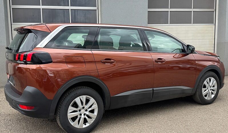 Peugeot 5008 1,2 PureTech 130 EAT8 Aut. *7-SITZER* full