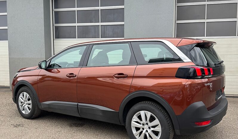 Peugeot 5008 1,2 PureTech 130 EAT8 Aut. *7-SITZER* full