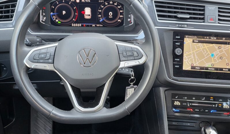 VW Tiguan 1,5 TSI Allspace DSG *7-SITZER* full