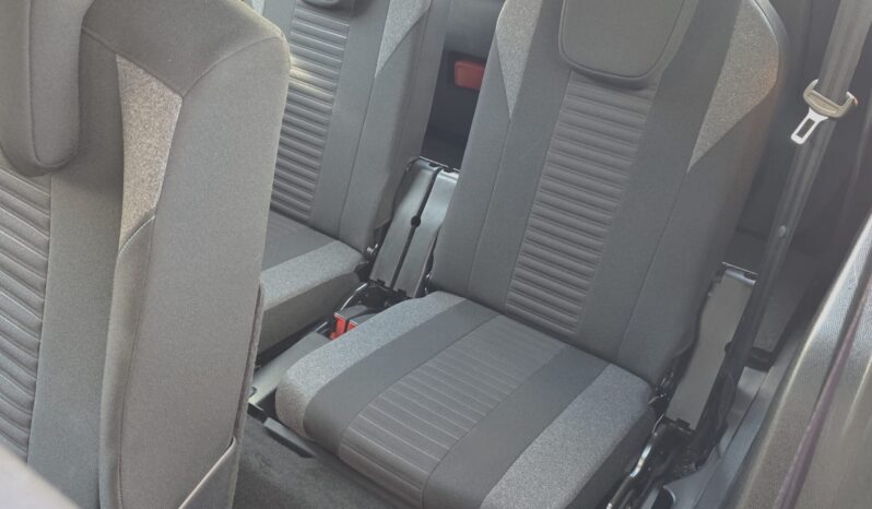 Peugeot 5008 1,2 PureTech 130 EAT8 Aut. *7-SITZER* full
